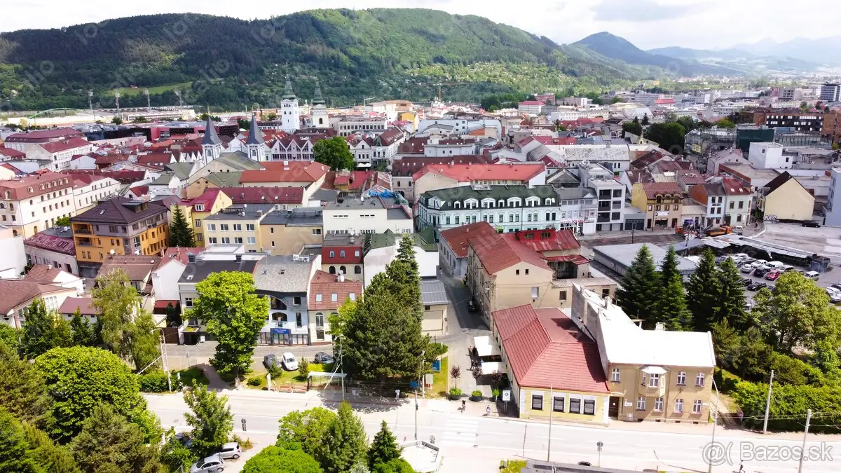 Komerčné priestory na prízemí v blízkosti Mariánskeho