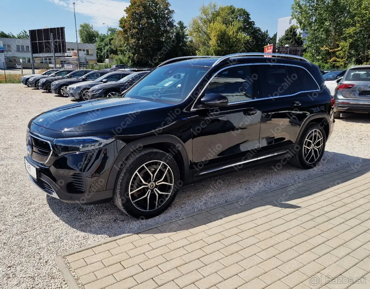 MERCEDES-BENZ EQB 300 4MATIC, SOH: 97% / MOŽNÝ ODPOČET DPH