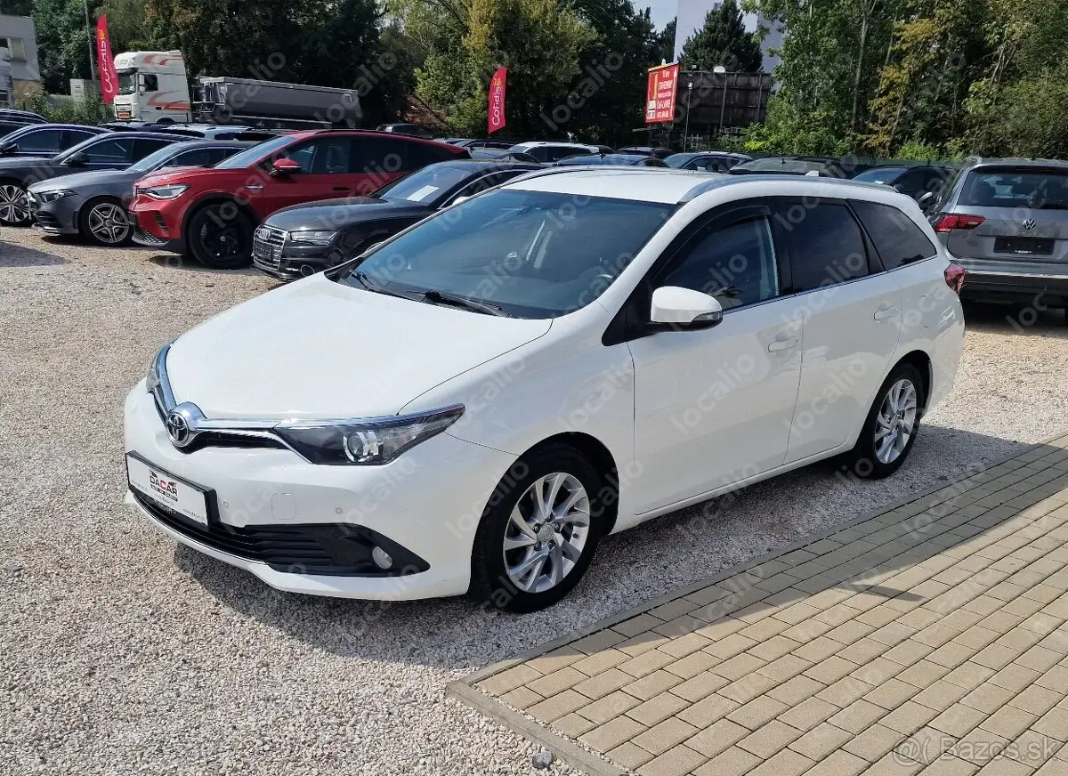 TOYOTA AURIS 1.6 L D-4D S S EXECUTIVE